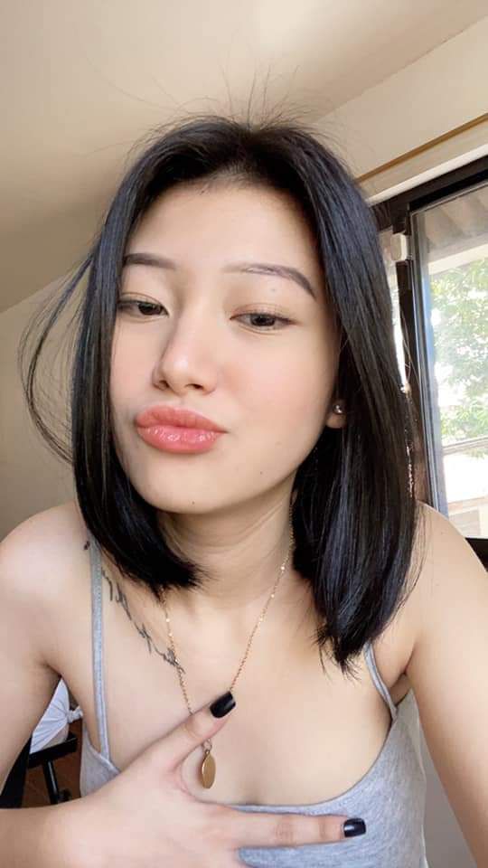 Clip sex Vân Funny vừa sờ đầu ti vừa thủ dâm bằng sextoy